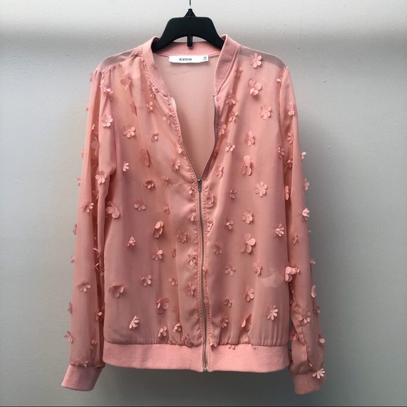 JustFab 3d Floral Bomber in Mellow Rose - Picture 5 of 14